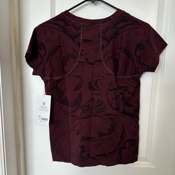 NWT Athleta Momentum T-Shirt - Picture 5 of 5